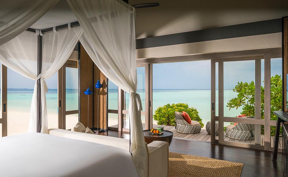 Bedroom, Voavah Four Seasons Private Island Maldives