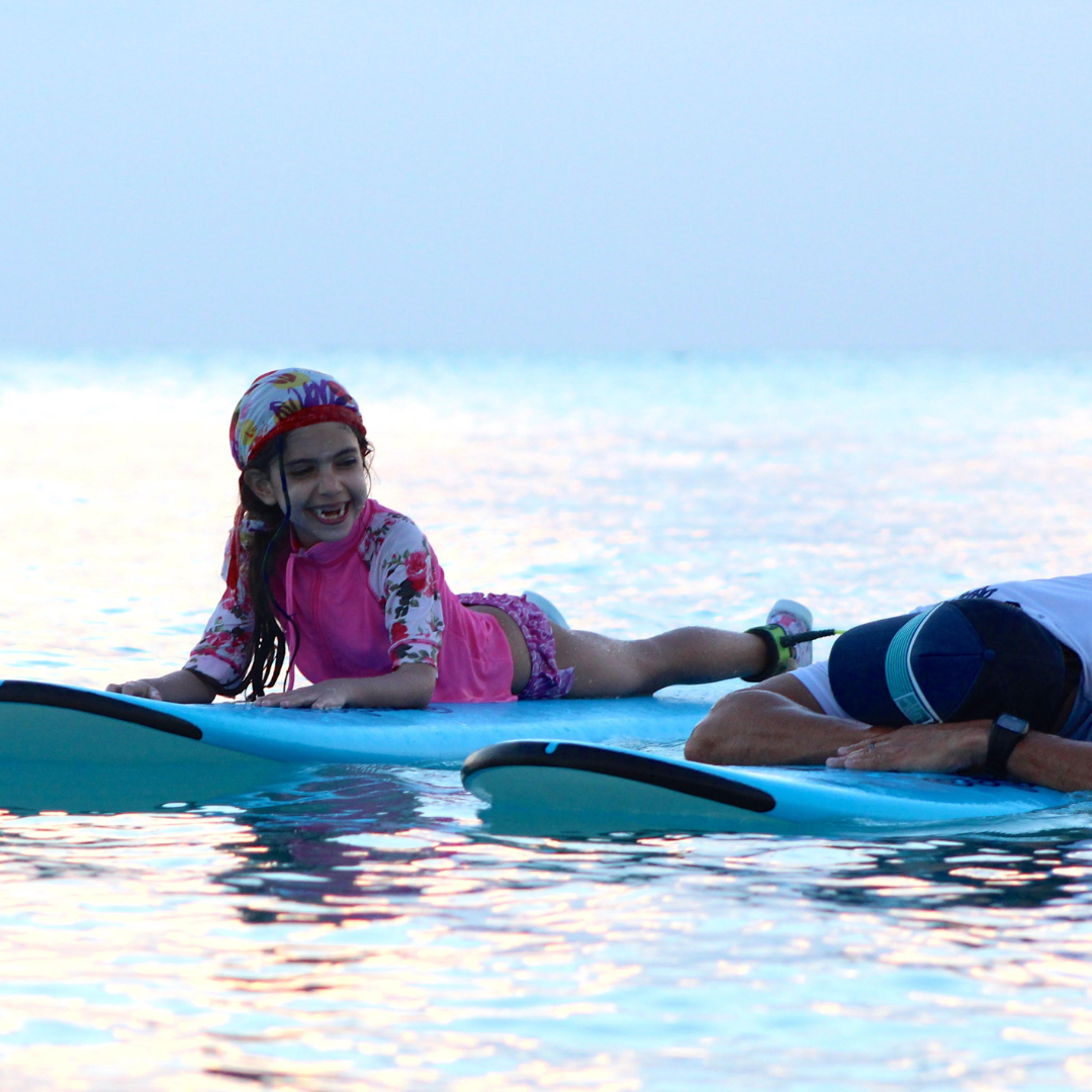 seychelles surfing