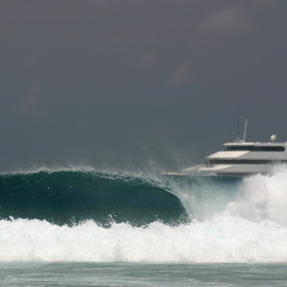 High Fun Waves, Four Seasons Explorer Maldives