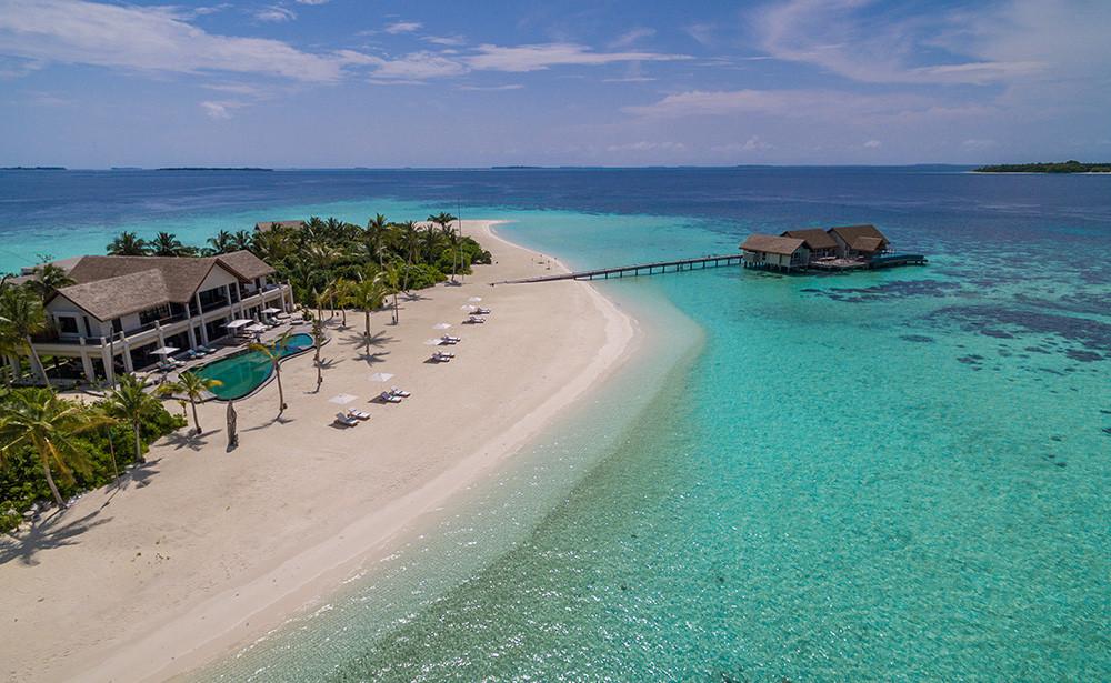 White-powder Beach, Voavah Four Seasons Private Island Maldives