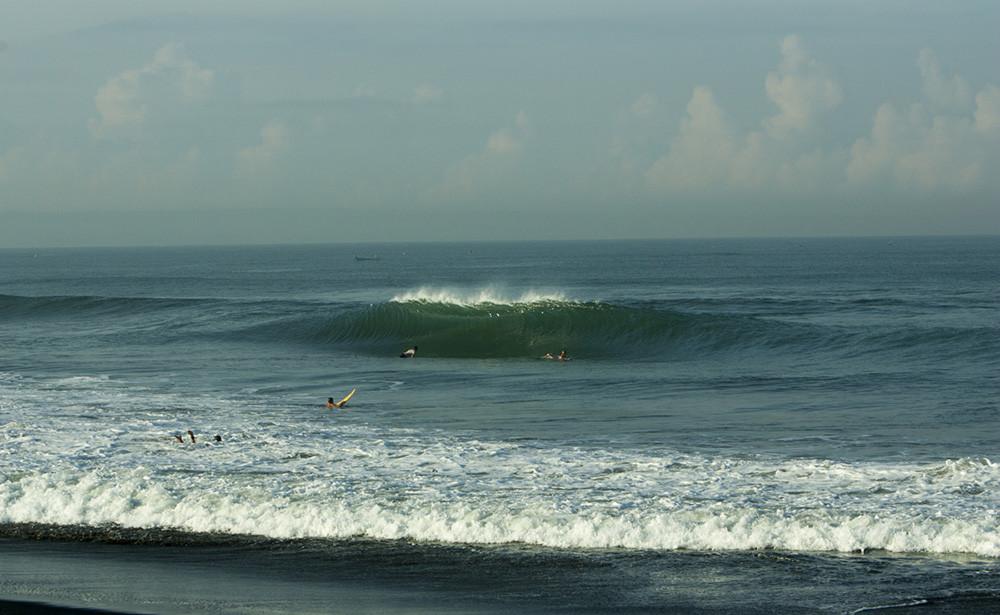 Beach tide, COMO Canggu, Echo beach Bali, Luxury surfing