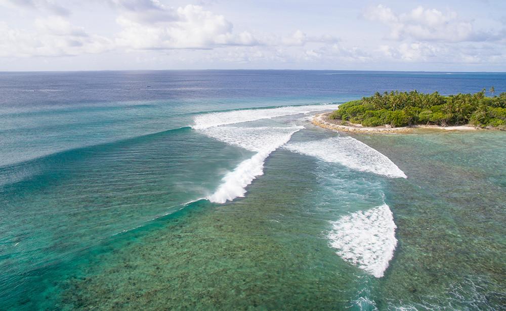 Waves, Voavah Four Seasons Private Island Maldives