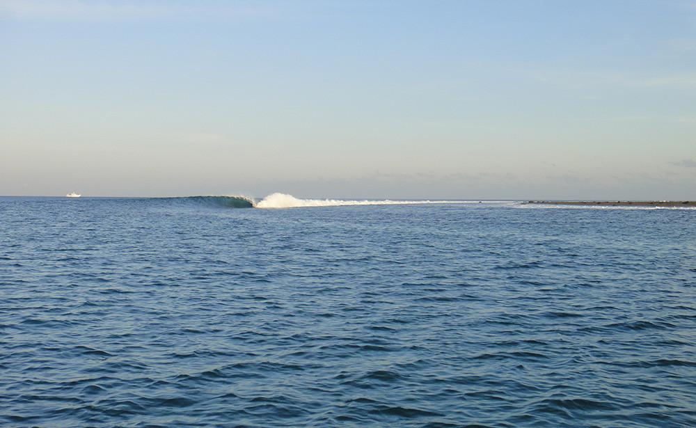 Waves, Savu Sea East Indonesia