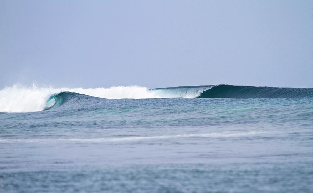 Stunning Waves. Secret Papua surfing holiday.